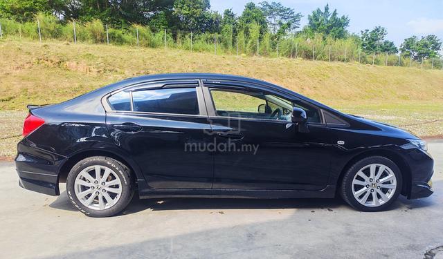 2013 Honda CIVIC 1.8 S (A) - 4