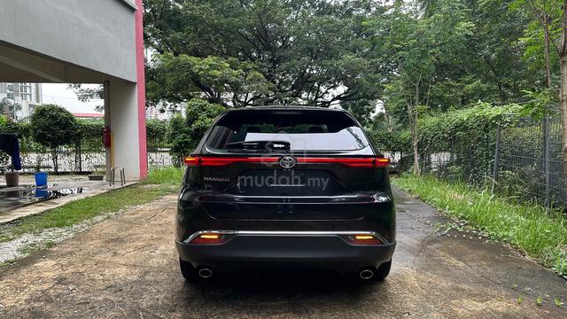 $126k Bsm 2021 Toyota HARRIER 2.0 G Black interior - 4