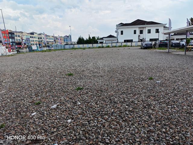2 piece adjoinging Land near to BMC king centre facing main road 1