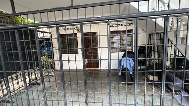 Partially Furnished Kuala Lumpur Sungai Penchala Room For Rent 1