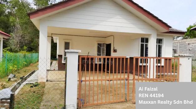 Bungalow One Storey Mahkota Hills Bandar Tasik Senangin, Lenggeng 1