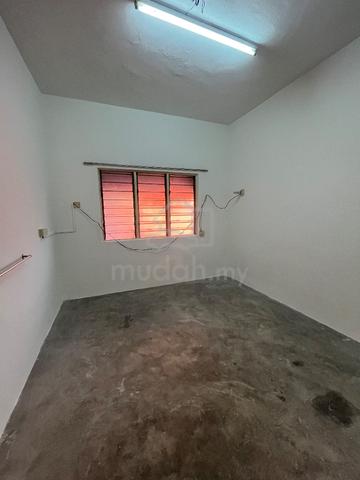 Taman Menglembu Impiana Adril, Lahat, Perak 5