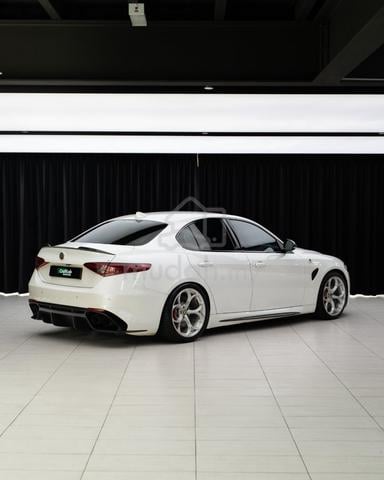 2017 Alfa Romeo GIULIA QUADRIFOGLIO V6 2.9 - 2