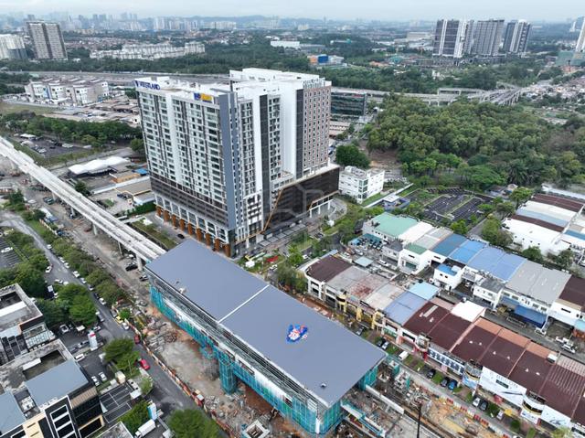 4 Storey Shoplot Bu 9130sf Facing mainroad Glenmarie Shah Alam 1