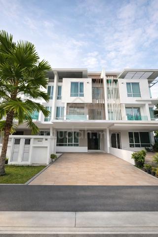 Renovated 3 storey Open Facing Extended Unit Cassia Garden Residence 1