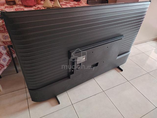 Samsung 65" Crystal UHD 4K Smart TV - photo 2 of 5