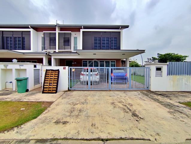32% Below Market Price, Terrace 2 Tingkat End Lot Di Shah Alam 1