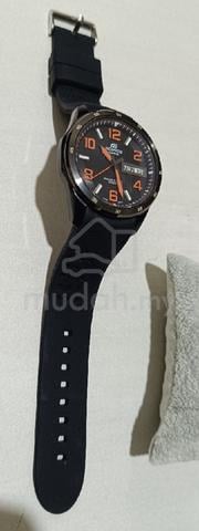 Casio Edifice EF-132 - Like new condition  - photo 3 of 6
