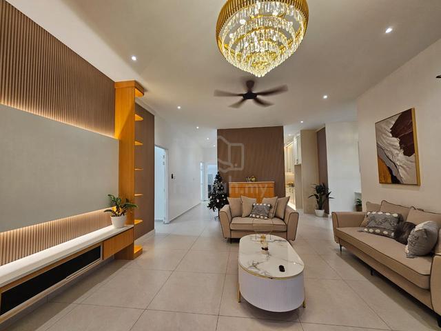 (Freehold) Corner Lot 1-stry Terrace House Taman Ujong Pasir House 1