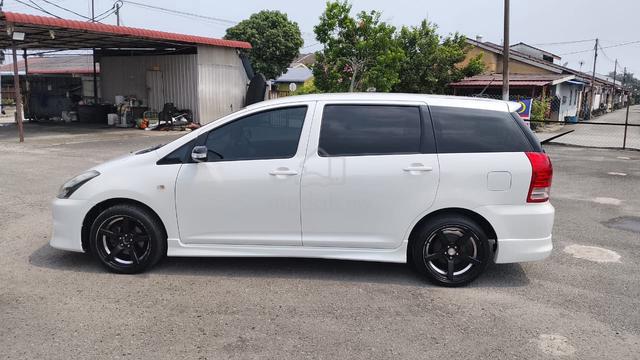 2007 Toyota WISH 1.8 G ANE10G FACELIFT (A) - 4