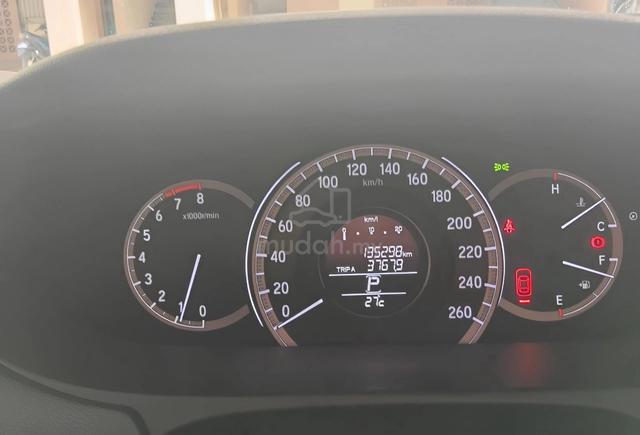 2017 Honda ACCORD 2.0 VTI-L FACELIFT (A) Full Loan - 4