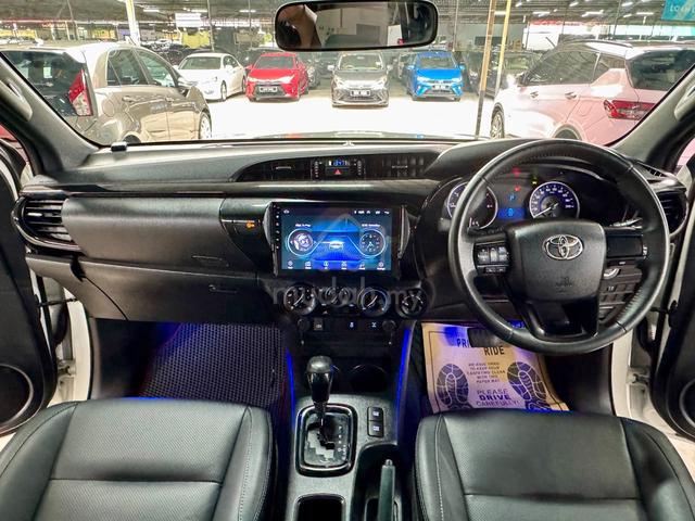 2019 Toyota HILUX 2.4 L-EDITION FACELIFT (A) - 4
