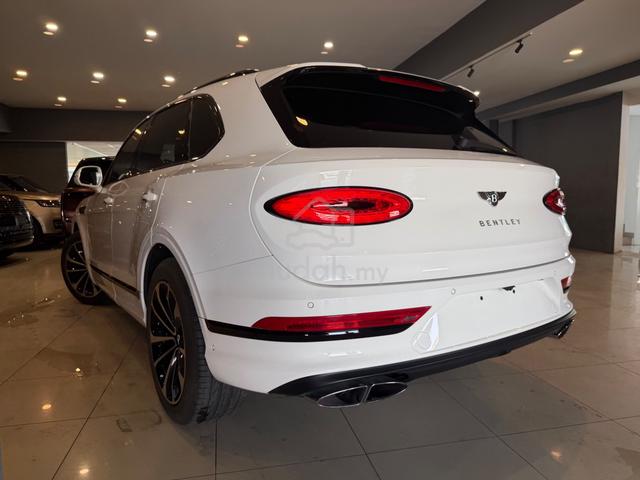 2022 Bentley BENTAYGA 4.0 V8 Red interior 14kKM 5A - 3