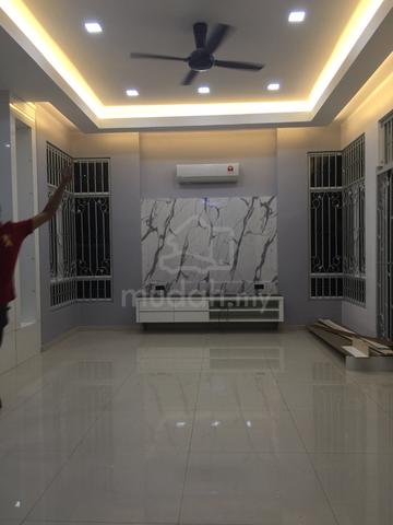 3 Storey Bungalow House For Sale at Tanjong Tokong 1