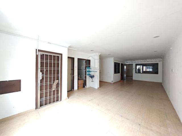 Ground Floor for rent @ Taman Johor Jaya, Jalan Dedap, Extended 1