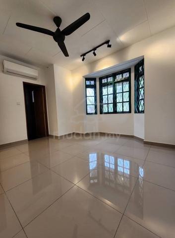 Desa Jaya Cemerlang Ulu Tiram Town House 1