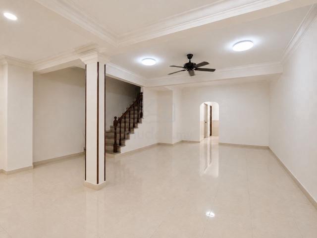 Double storey house 20x85 Anggerik Liparis Kota Kemuning Shah Alam 1
