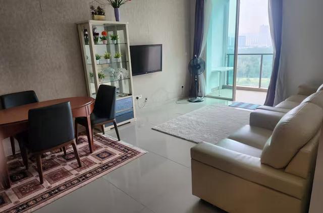 231 TR Serviced Suite 1