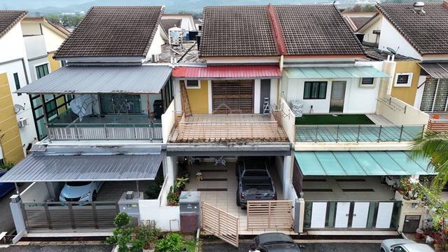 2-Sty Terrace Rafflesia,Perdana College Height ,Pajam Nilai 1