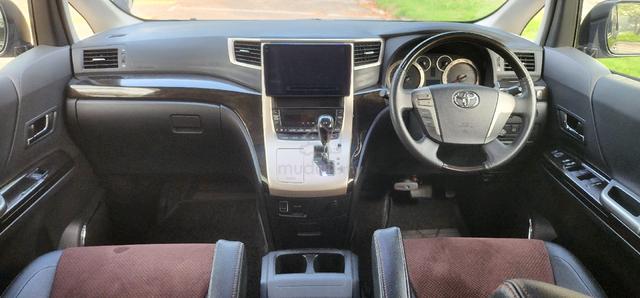 2014 Toyota ALPHARD 2.4 240S TYPE GOLD ANH20W - 5