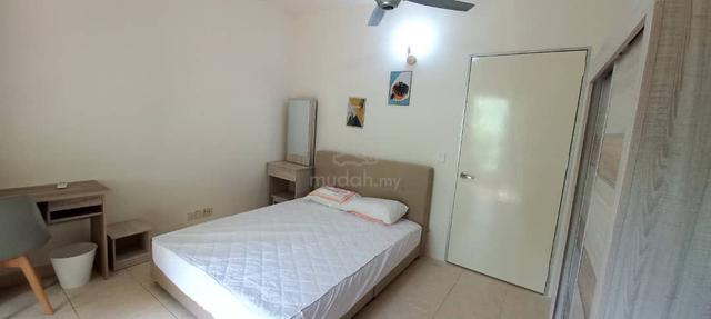 Villa Tropica 2 Master Room for Rent – Vila Tropika @Pudu Impian 1
