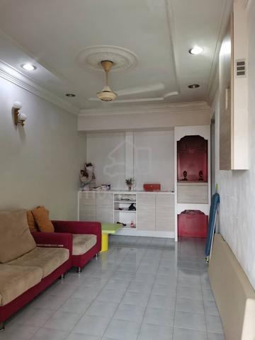 Jalan Kebangsaan Taman Universiti Single Storey Terrace For Rent 1