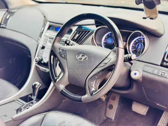 2010 Hyundai SONATA 2.0 GLS (A) - 4