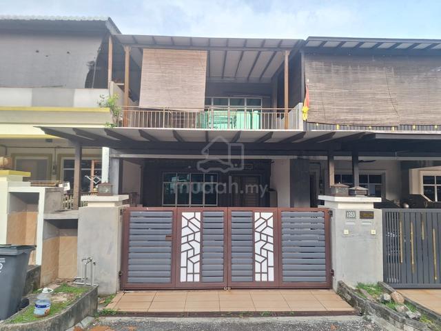 [WARISAN PUTERI,PRECINT4] 2Storey Renovated unit to let go 1
