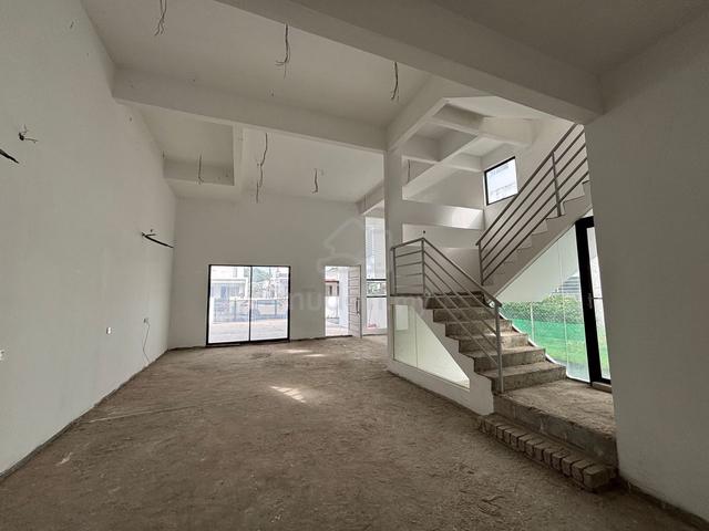 FOR SALE*2.5 Storey Semi-D📍Taman Seladang, Anak Bukit 1