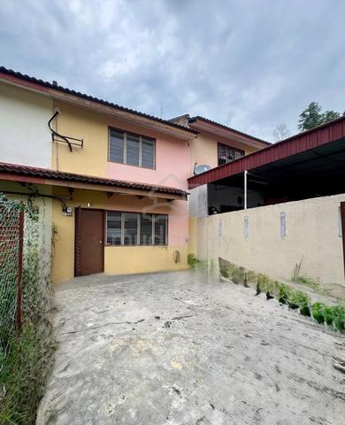 Rumah baru cat Dan harga murah di taman Matang jaya Sungai buloh 1