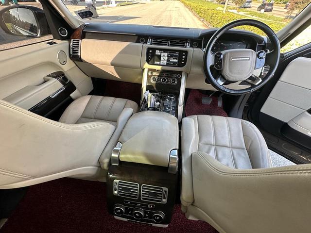 2015 Land Rover RANGE ROVER 3.0 VOGUE TDV6 HSE (A) - 4