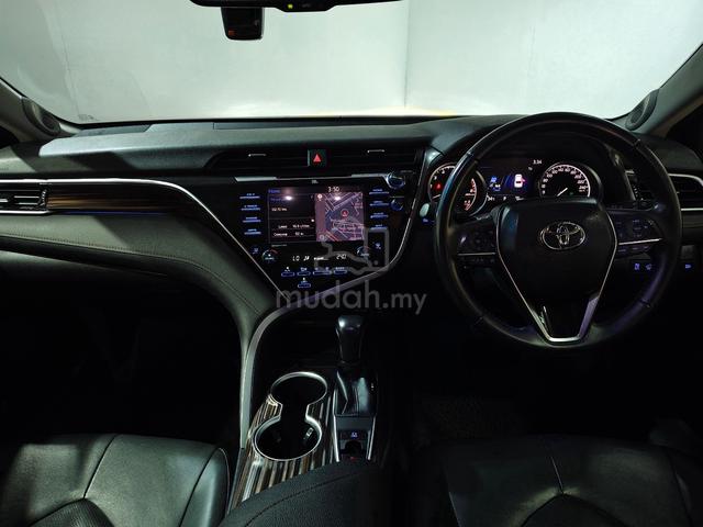 2019 Toyota Camry 2.5 Full Spec 5-Years Warranty - 3