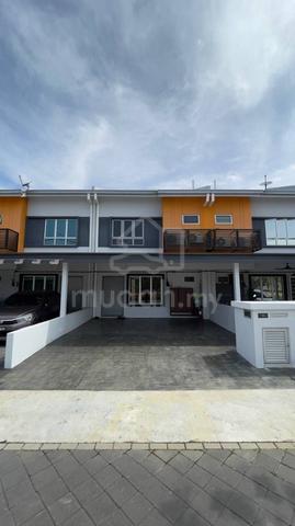 Fully Furnished Double Storey Terrace Ritma Perdana Puncak Alam 1