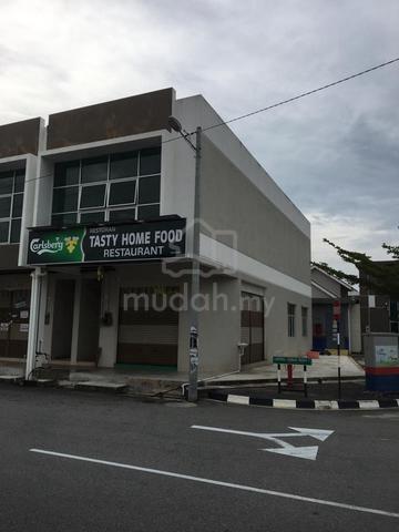 Corner Unit Shop Lot 1