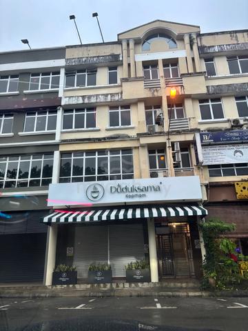 3rd Floor clean rooms for rent 1