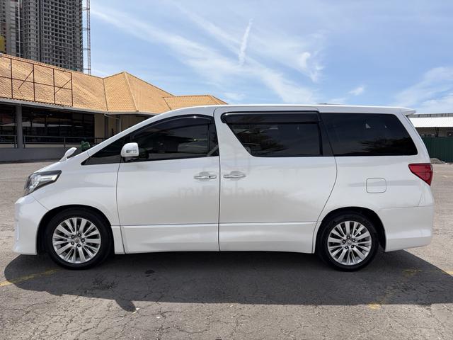 2014 Toyota ALPHARD 2.4 240X ANH20W FACELIFT (A) - 3