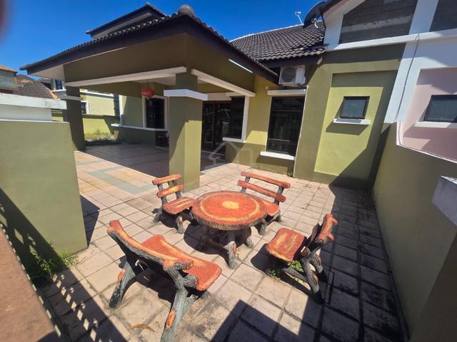 1.5 Storey SEMI DETACHED, Taman Villa Suria, Sikamat, Seremban 3
