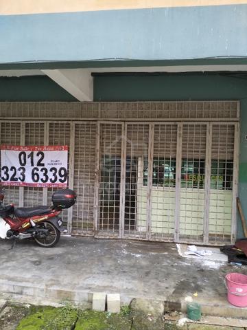 Ground floor shop in tmn kota perdana seri kembangan for sale 1