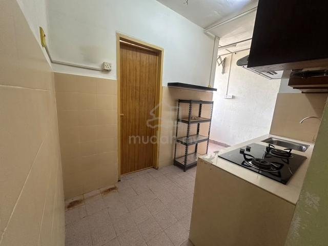 Desa Mentari Flat (Block 3) 1