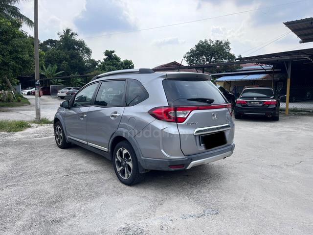 2018 Honda BR-V 1.5 V -- (LOAN KEDAI) - 4