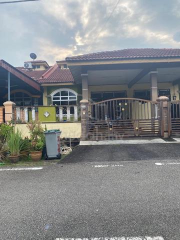 Single storey Terrace @ Taman Mega Ria 2 1