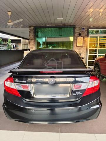 2013 Honda CIVIC 1.8 S (A) - 4