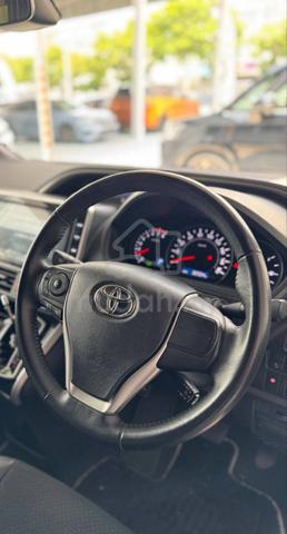 2021 Toyota VOXY 2.0 ZS, KIRAMEKI 3,8 SEATER - 4