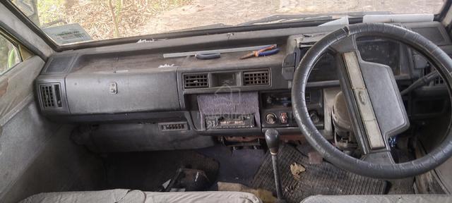 1995 Ford SPECTRON 1.8 XLT ST94 (M) - 5