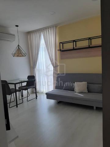 Straits Garden Suite 1