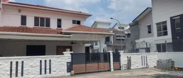 Semi-d double storey cluster Taman sejahtera klang 1
