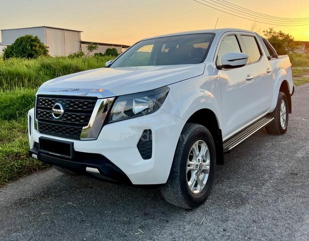 2021 Nissan NAVARA 2.5 SE (MT) Full loan - 4