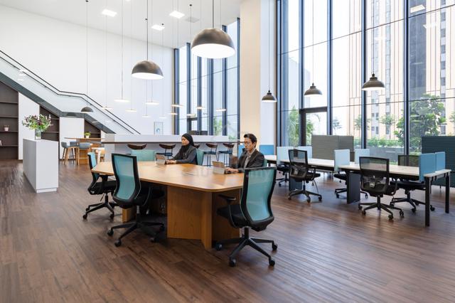 Find a dedicated desk in Regus Menara EcoWorld 1
