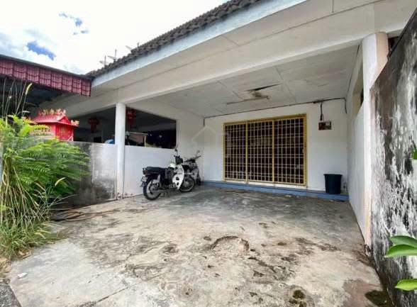 Perak @ Pusing Bandar Baru Puspa Kos Rendah Double Storey For Sale 1