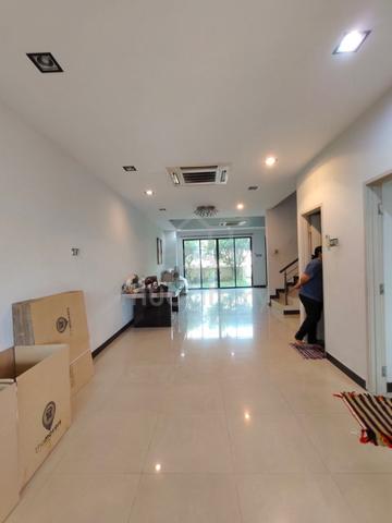 [RENOVATED] Palm Villa 3-Storey Terrace @ Raja Uda -Move In Condition 1